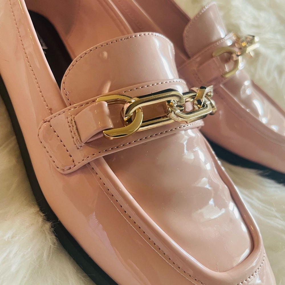 Pink Flats 7 - Picture 3 of 4